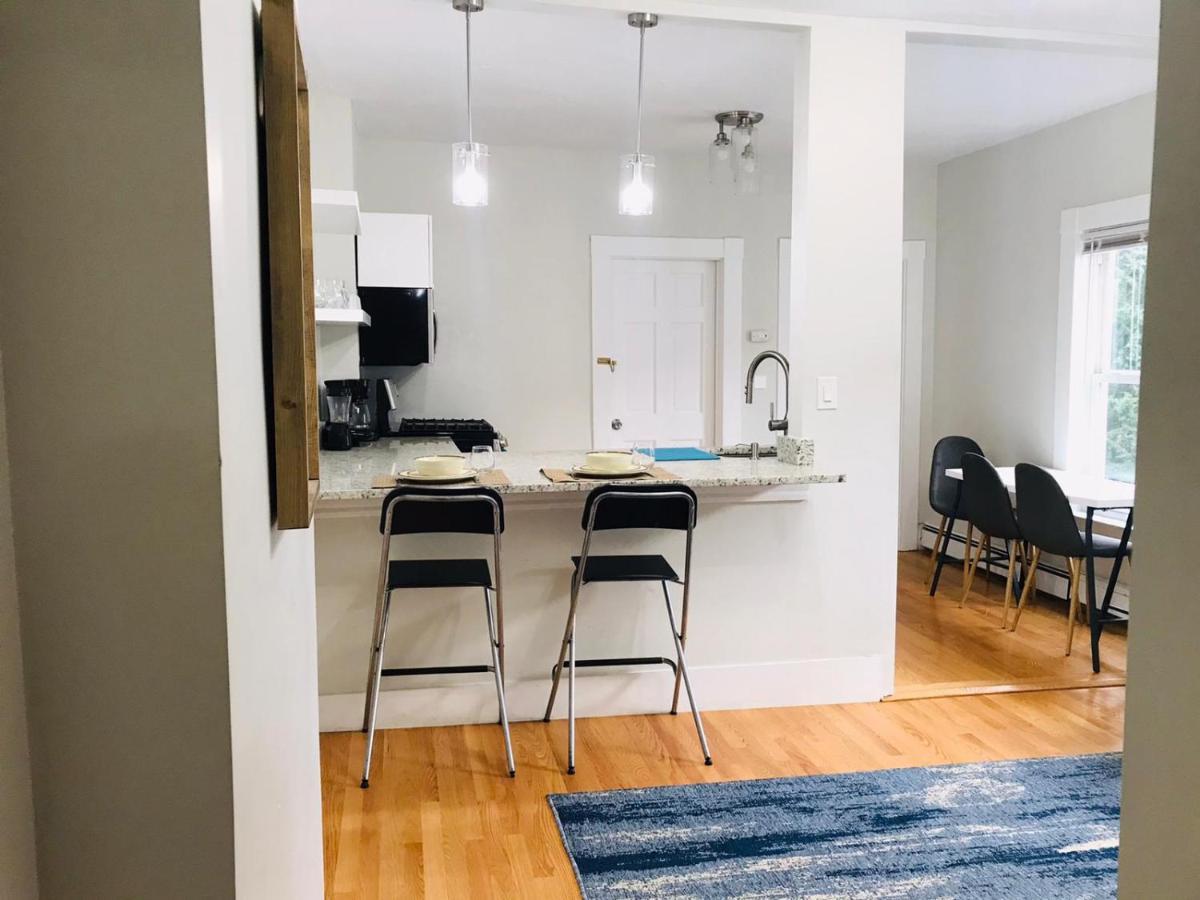Renovated, 10 Min From The City ボストン エクステリア 写真